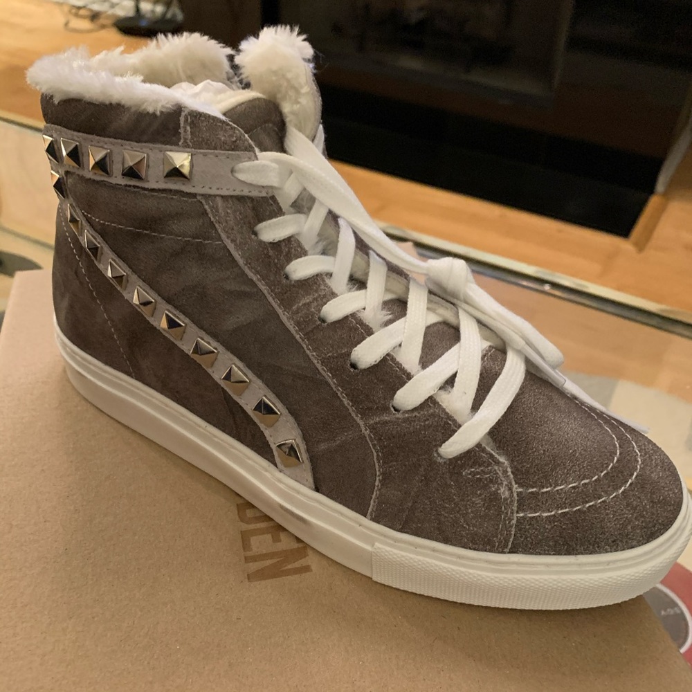 Tracey-F Grey Multi Sneaker